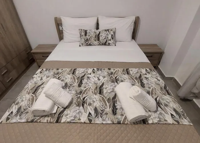 Irina's 2 Appartamento Psakoudia