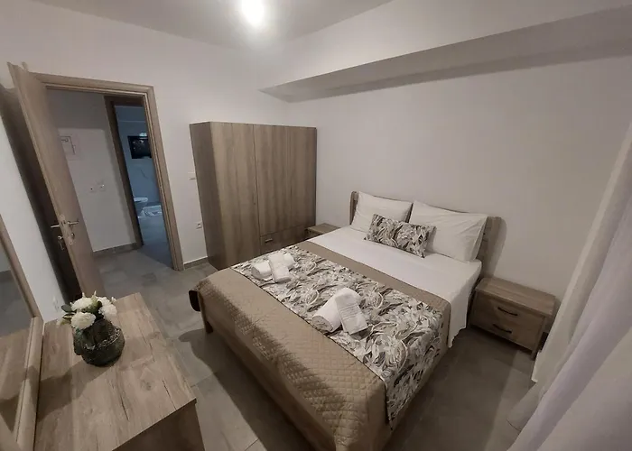 Апартаменты Irina's 2 *